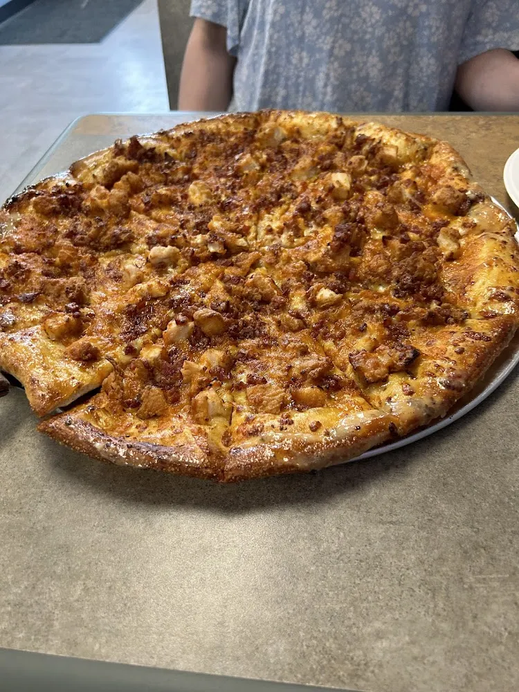 Sweethot Crispy Chicken Pizza